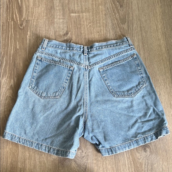 Vintage 90s Liz Claiborne Jean High Waist Shorts - Picture 3 of 5